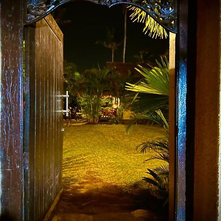Rumah Sunyi Gili Trawangan Buitenkant foto