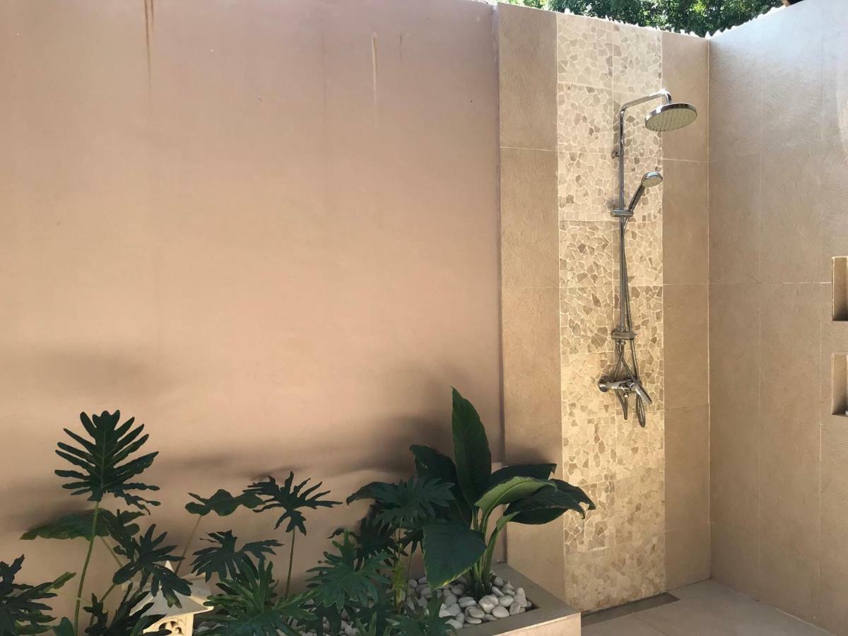Rumah Sunyi Gili Trawangan Buitenkant foto